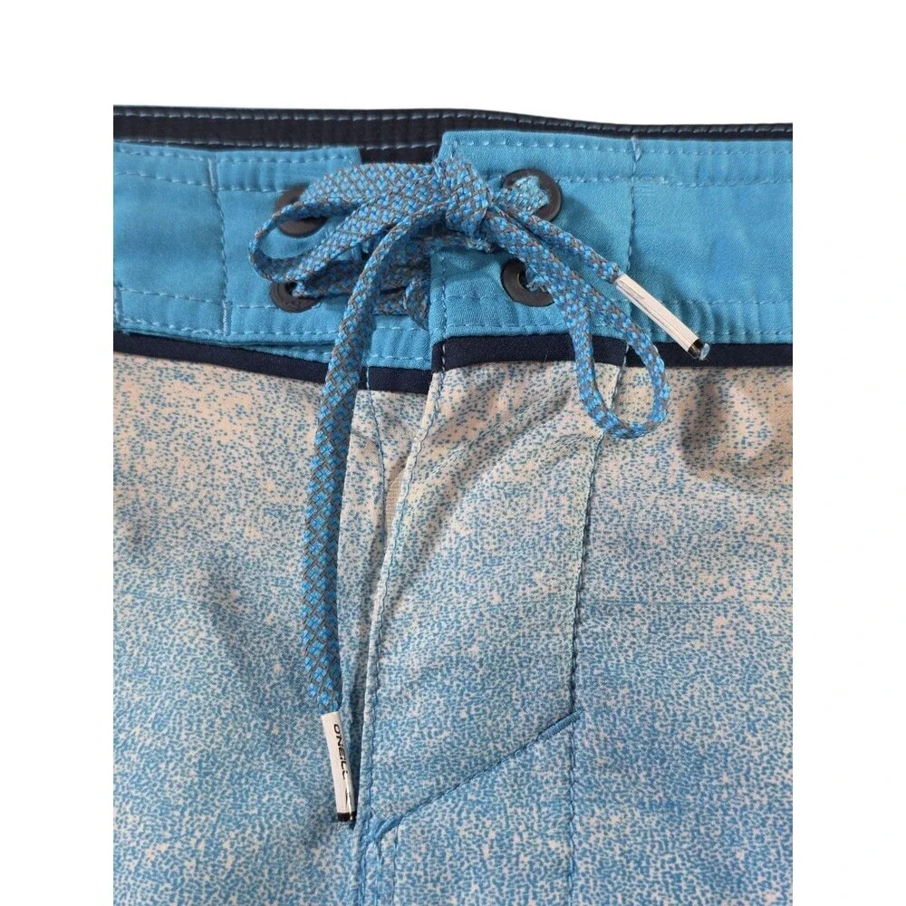 O'Neill Hyperfreak Board Shorts Mens Size 34 Blue Chevron Zip Pocket EUC 10